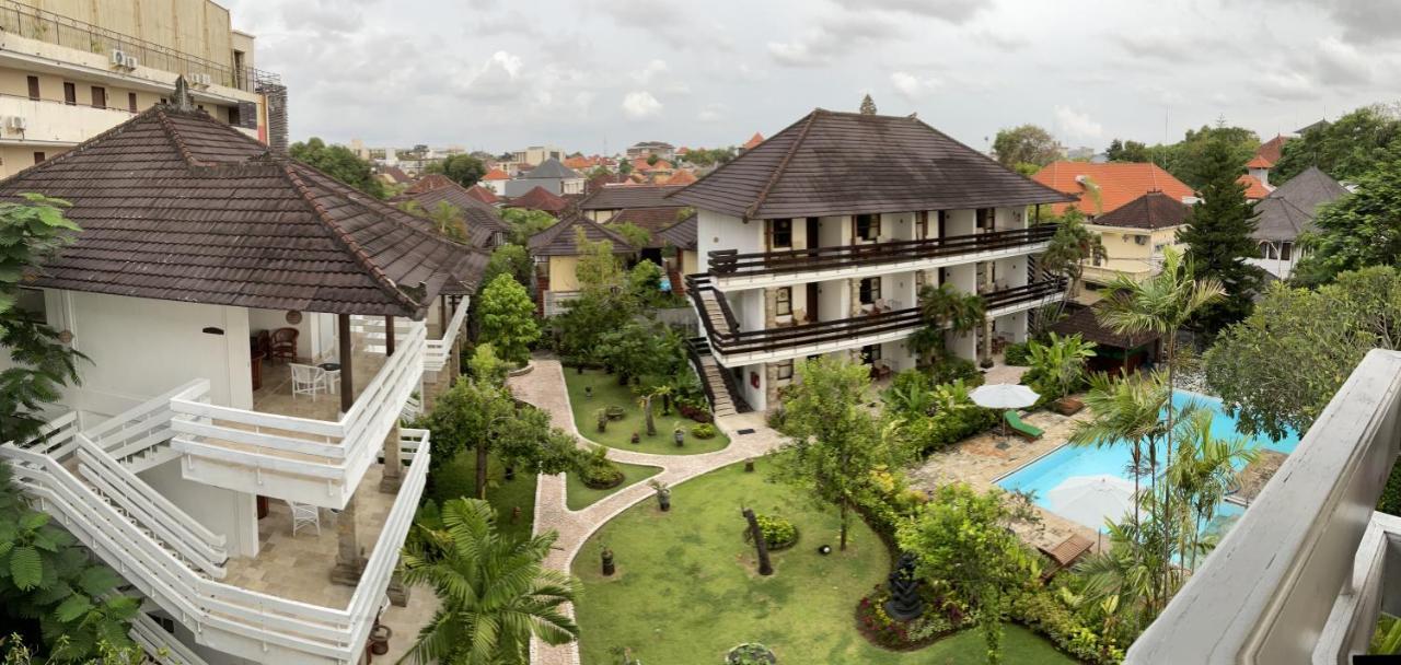 Hotel Grand Kumala Bali Legian Buitenkant foto