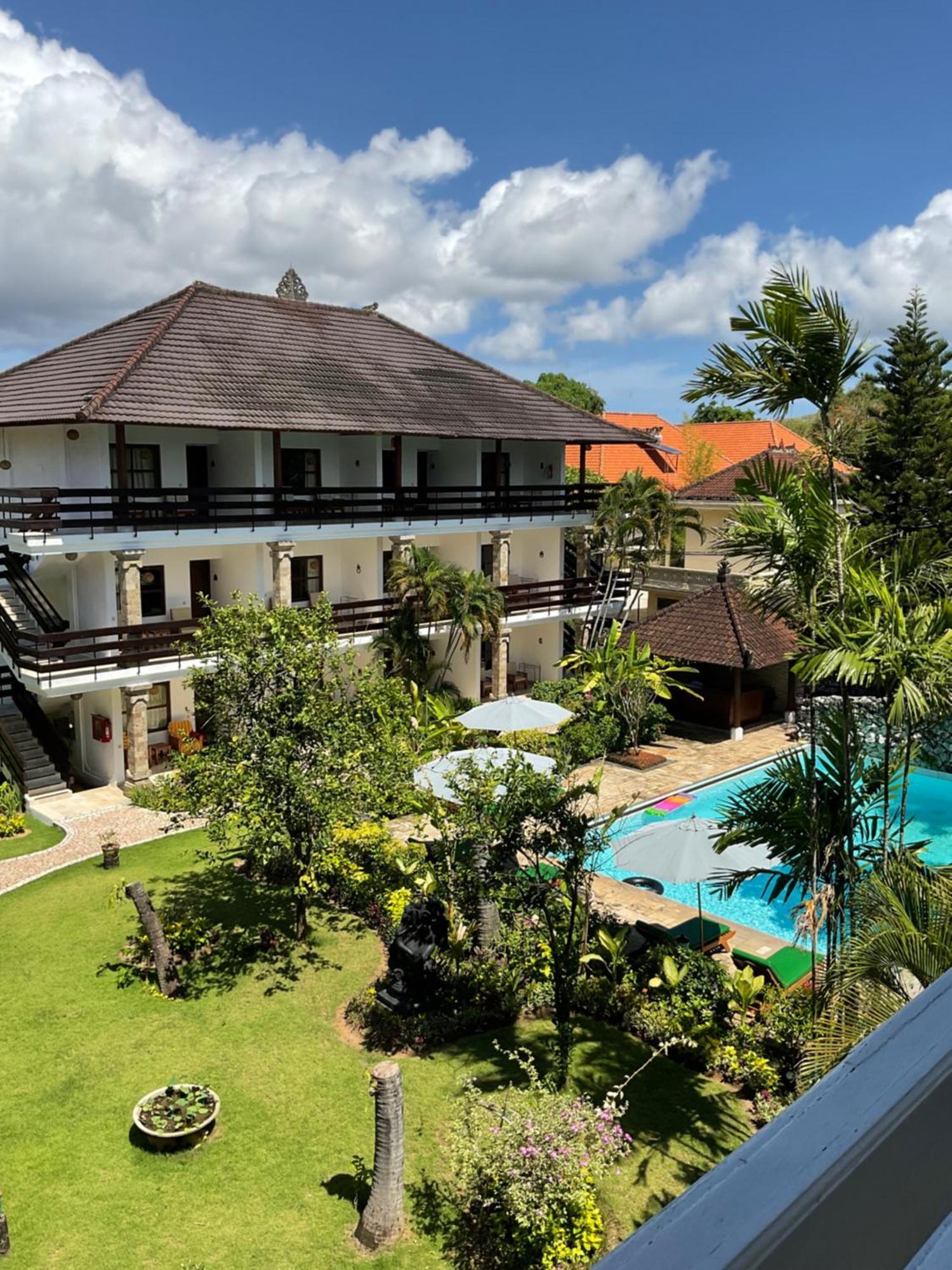 Hotel Grand Kumala Bali Legian Kamer foto